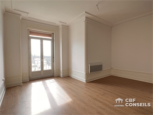 appartement à la vente -   03200  VICHY, surface 31 m2 vente appartement - APR670829